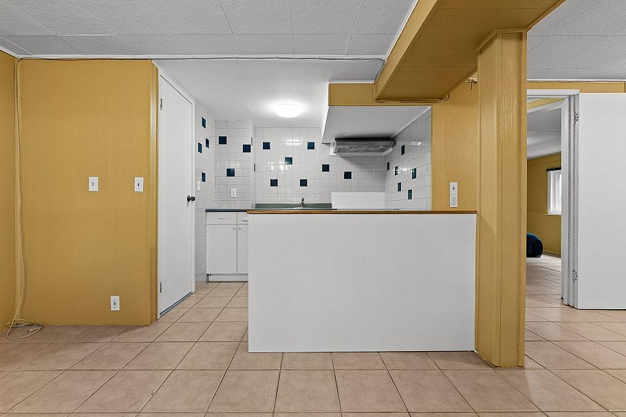 2621 Cambridge Street Vancouver, BC - 25