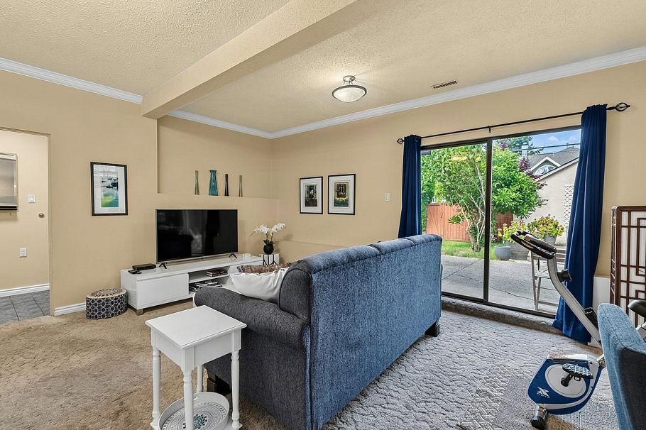 295 W 17th Avenue Vancouver, BC - 23