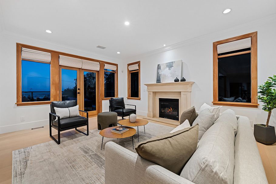 4812 Skyline Drive North Vancouver, BC - 16