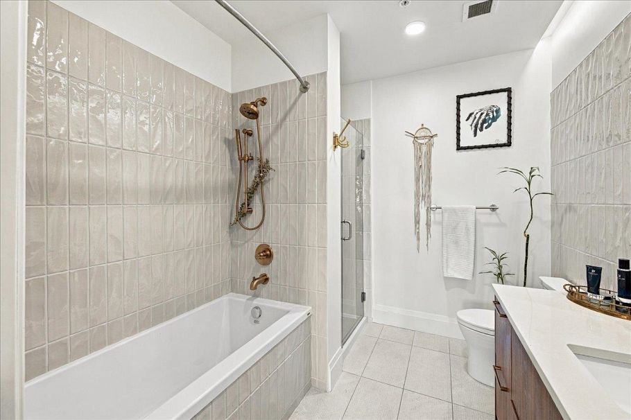 602 2550 Garden Drive Vancouver, BC - 26