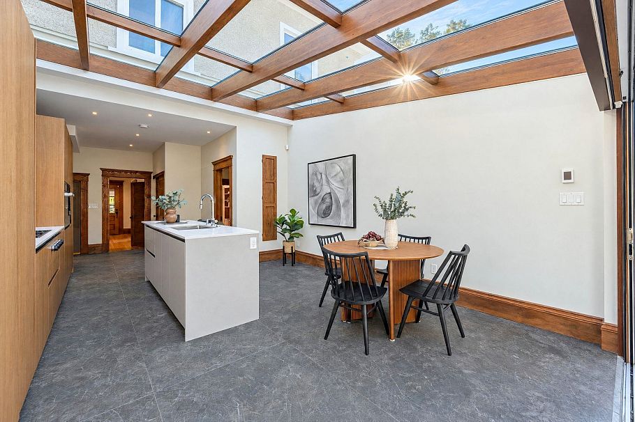 647 Prior Street Vancouver, BC - 2