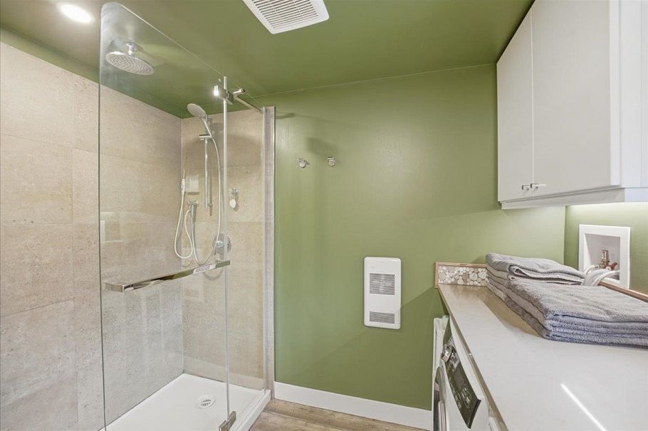 4440 Marion Road North Vancouver, BC - 23