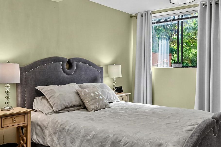 295 W 17th Avenue Vancouver, BC - 16