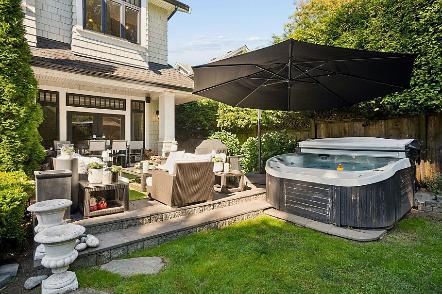 5562 Crown Street Vancouver, BC - 36