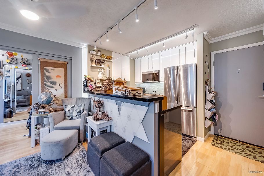 1104 928 Richards Street Vancouver, BC - 10