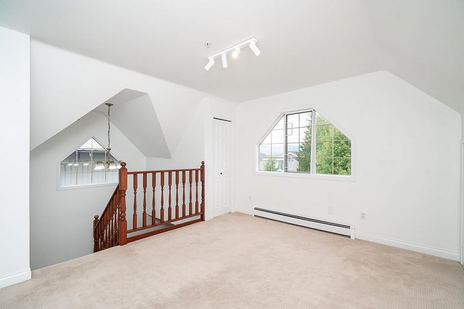 2948 Grant Street Vancouver, BC - 16