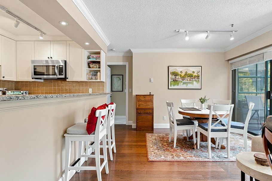 308 3788 W 8th Avenue Vancouver, BC - 10