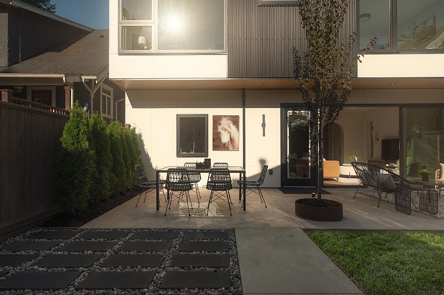 2 812 E 26th Avenue Vancouver, BC - 12