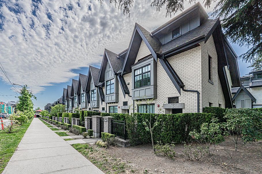 7903 Oak Street Vancouver, BC - 1
