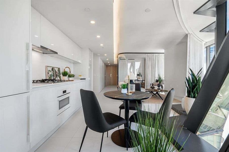 703 1033 Nelson Street Vancouver, BC - 7