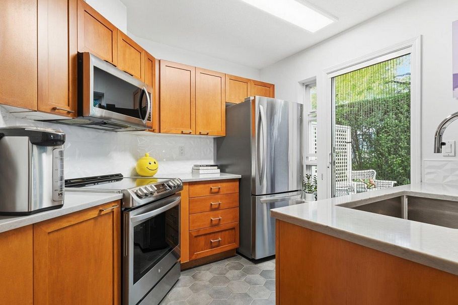 101 685 W 7th Avenue Vancouver, BC - 10