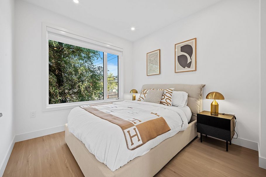 2866 Semlin Drive Vancouver, BC - 25