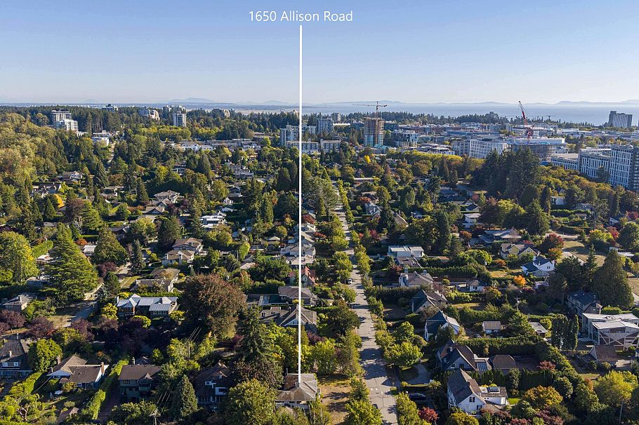 1650 Allison Road Vancouver, BC - 39