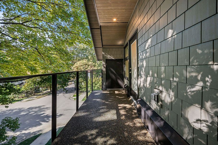 2005 E 13th Avenue Vancouver, BC - 37