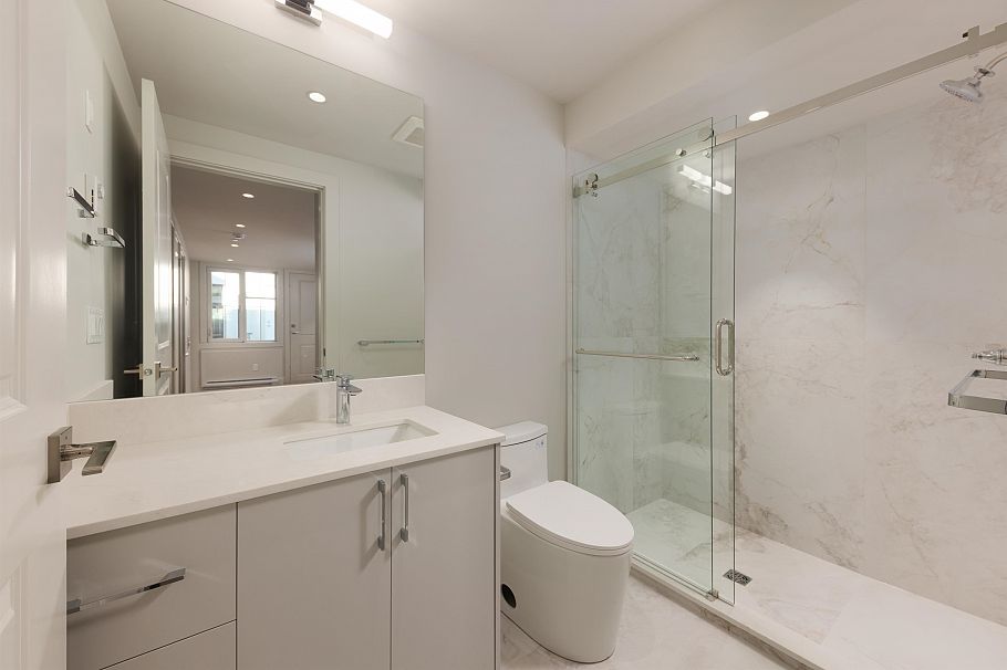 3579 W 19th Avenue Vancouver, BC - 39