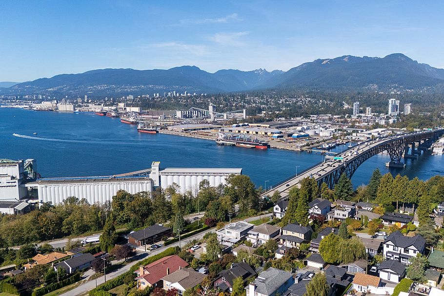 3681 Mcgill Street Vancouver, BC - 10
