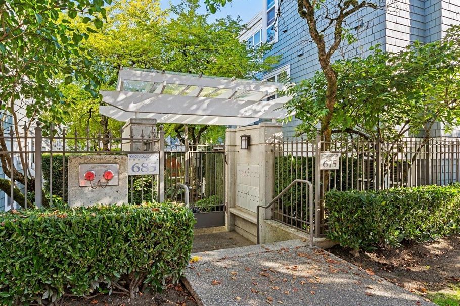101 685 W 7th Avenue Vancouver, BC - 20