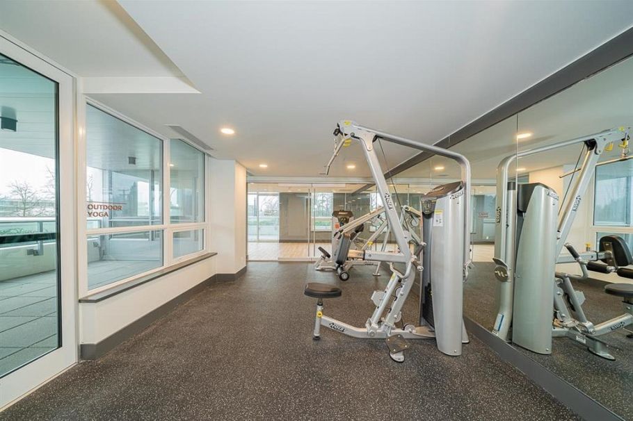 2025 Curling Road North Vancouver, BC - 32