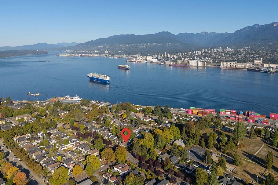 505 N Penticton Street Vancouver, BC - 7