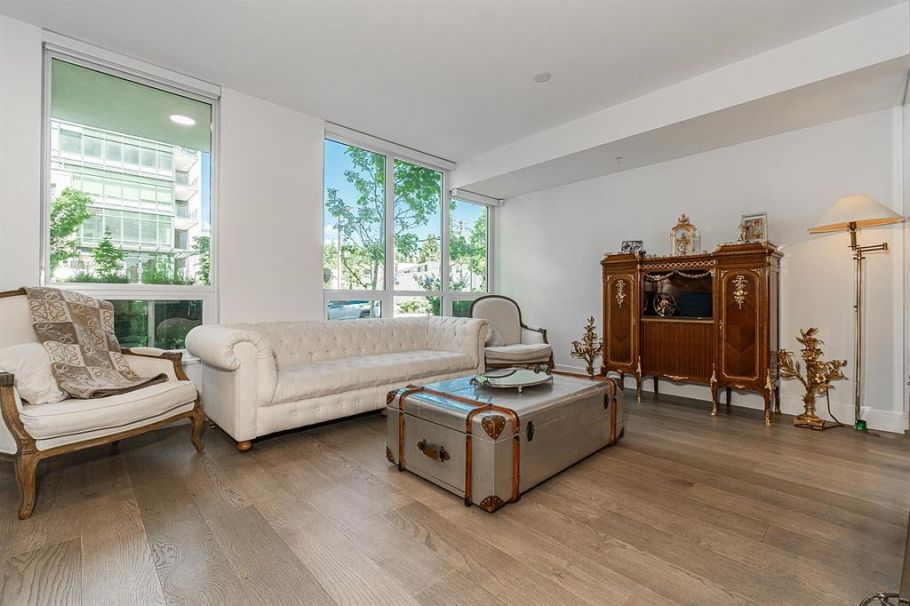 2025 Curling Road North Vancouver, BC - 2