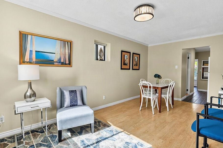 295 W 17th Avenue Vancouver, BC - 19