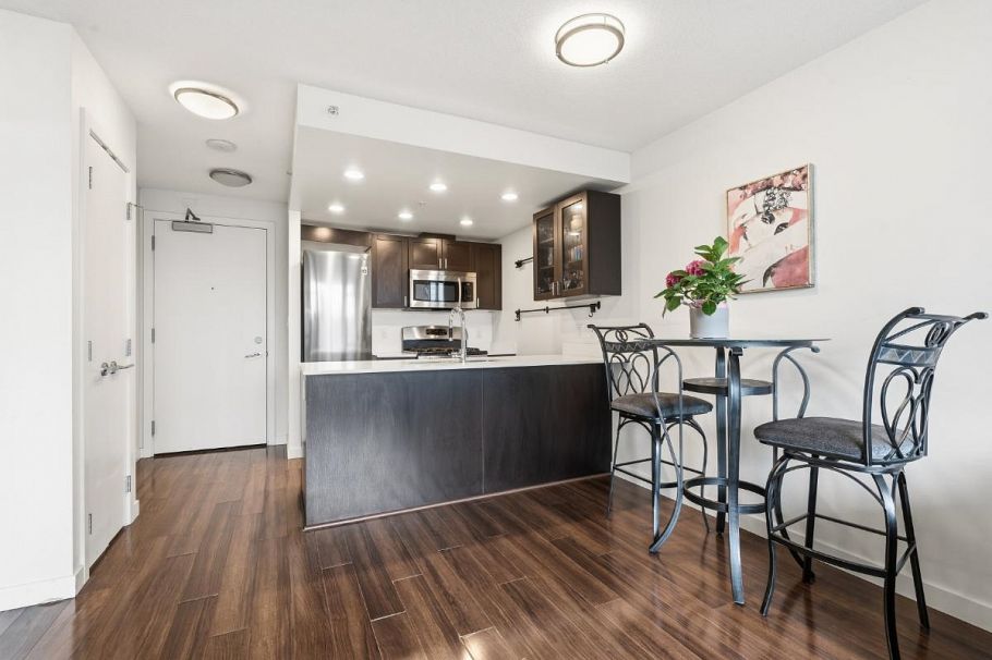 319 4818 Eldorado Mews Vancouver, BC - 5