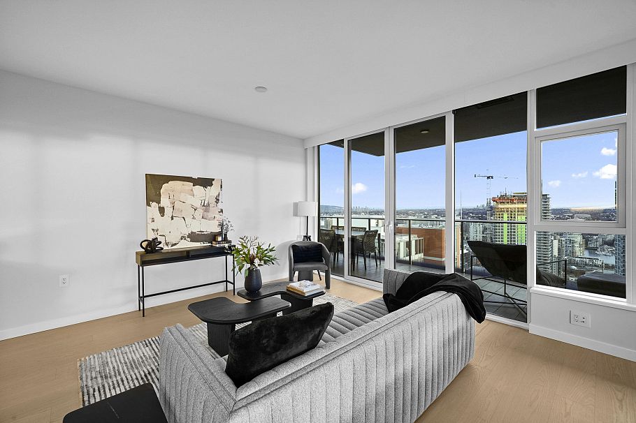 3503 1335 Howe Street Vancouver, BC - 4