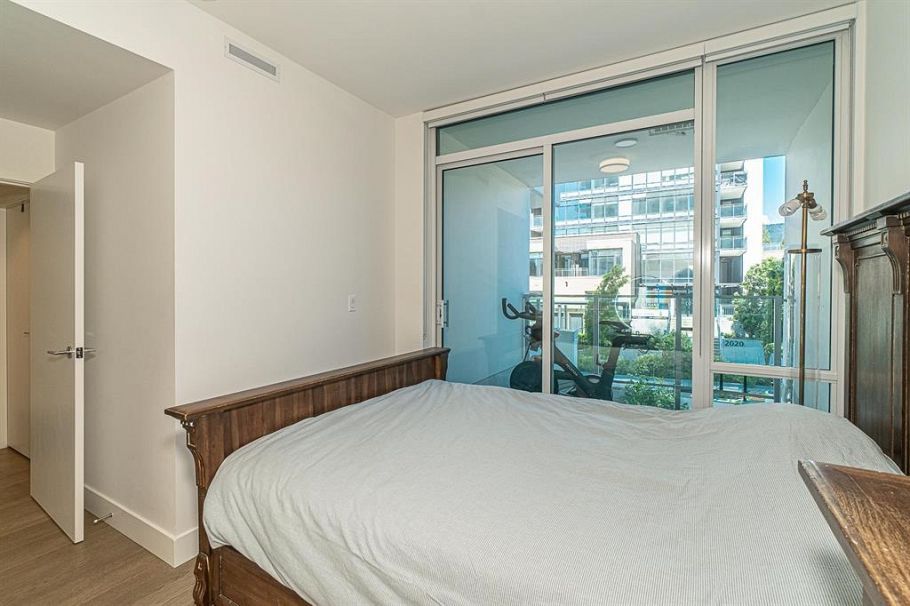 2025 Curling Road North Vancouver, BC - 34