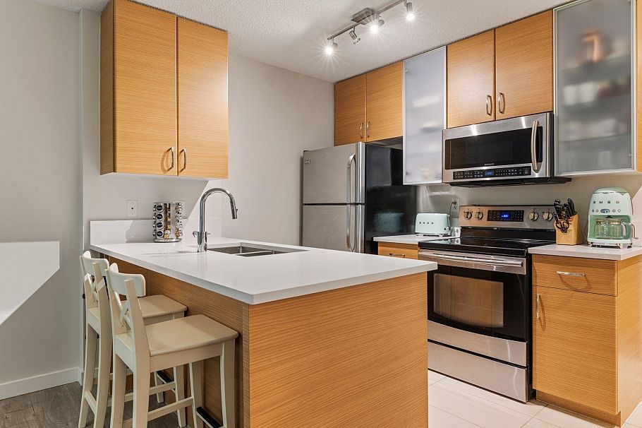306 977 Mainland Street Vancouver, BC - 6