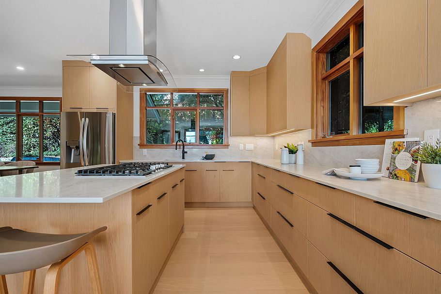4812 Skyline Drive North Vancouver, BC - 6
