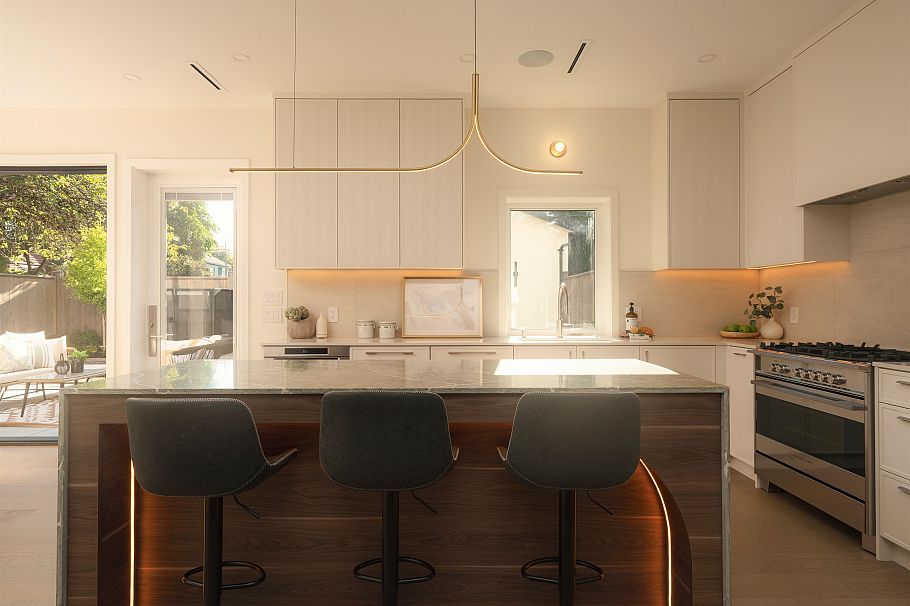 2 812 E 26th Avenue Vancouver, BC - 16