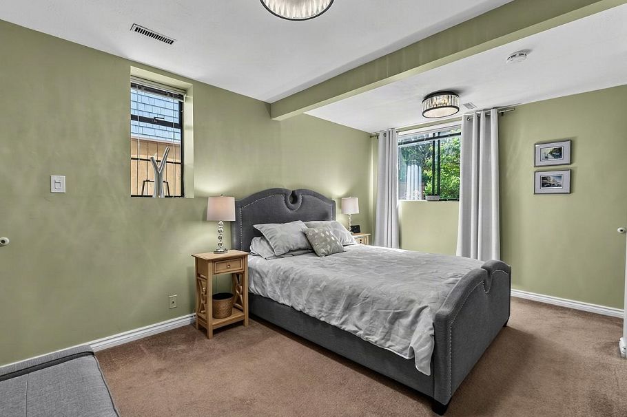 295 W 17th Avenue Vancouver, BC - 15