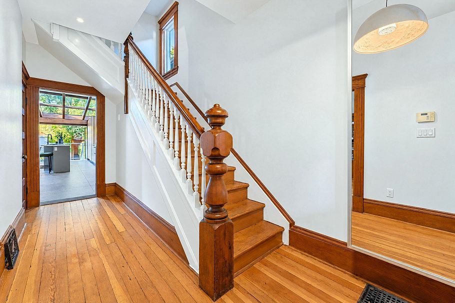 647 Prior Street Vancouver, BC - 17