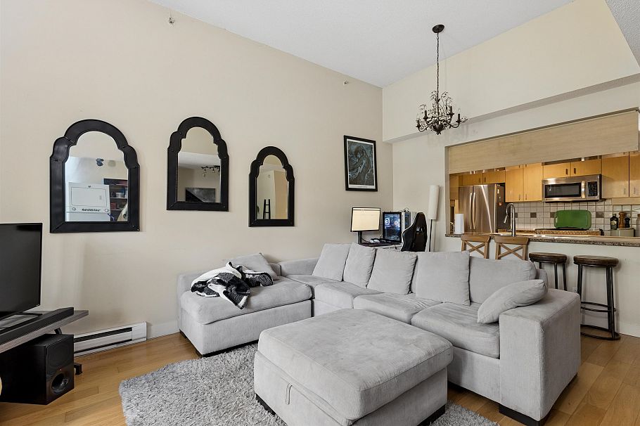2P 1033 Marinaside Crescent Vancouver, BC - 21