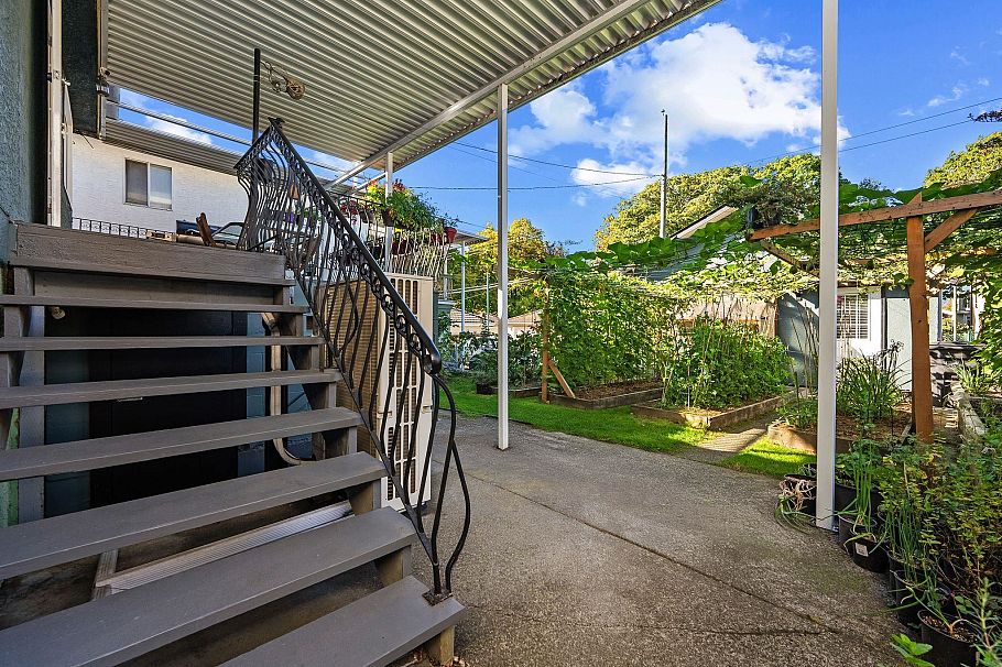2621 Cambridge Street Vancouver, BC - 5