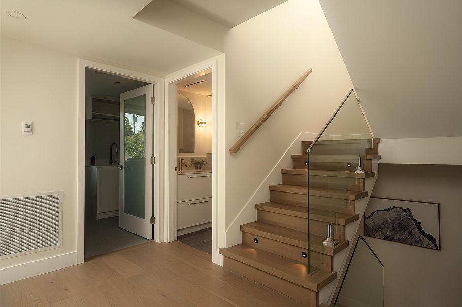 2 812 E 26th Avenue Vancouver, BC - 20