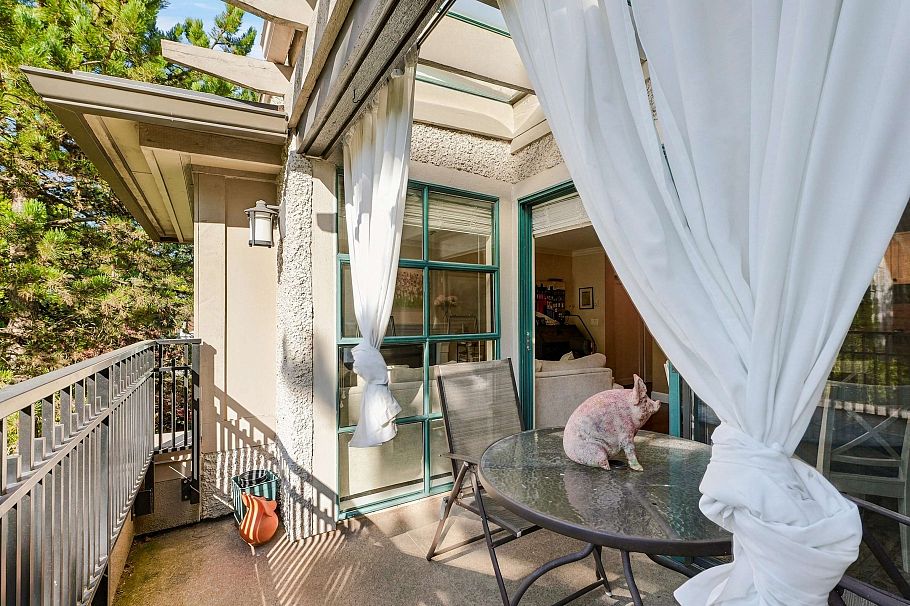 308 3788 W 8th Avenue Vancouver, BC - 5