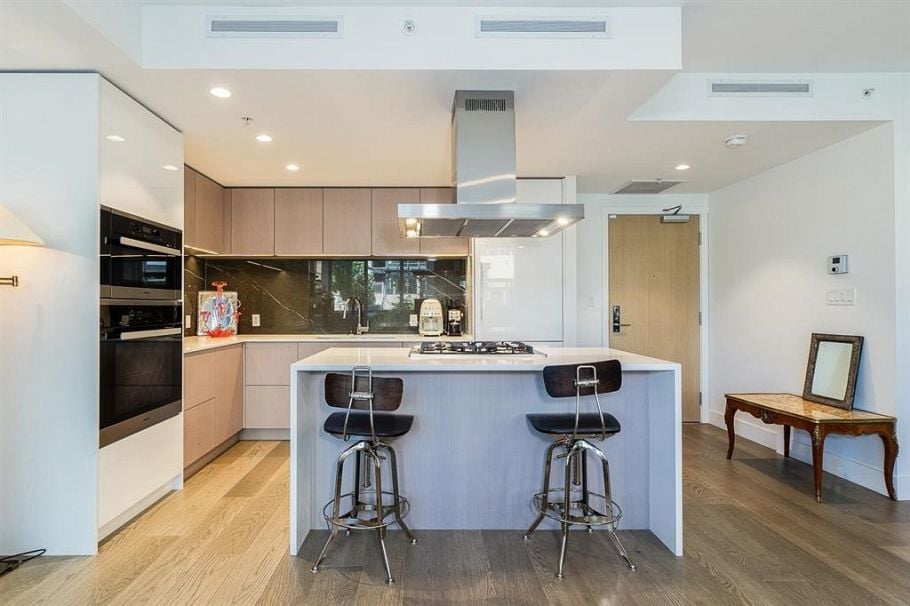 2025 Curling Road North Vancouver, BC - 5