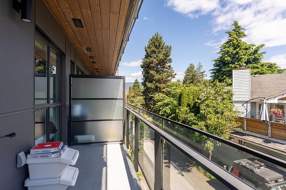 317 422 E 3rd Street North Vancouver, BC - 7
