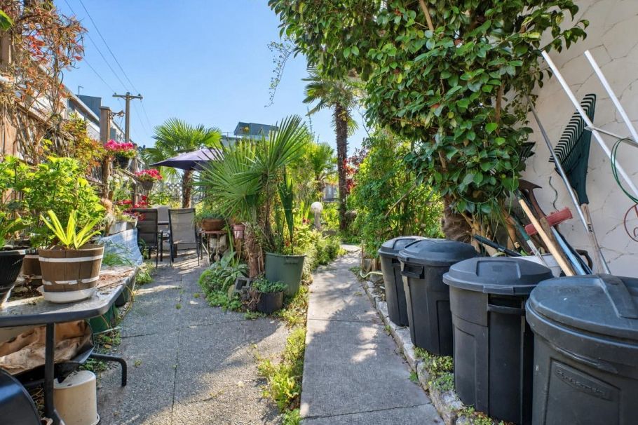 659 E 22nd Avenue Vancouver, BC - 8
