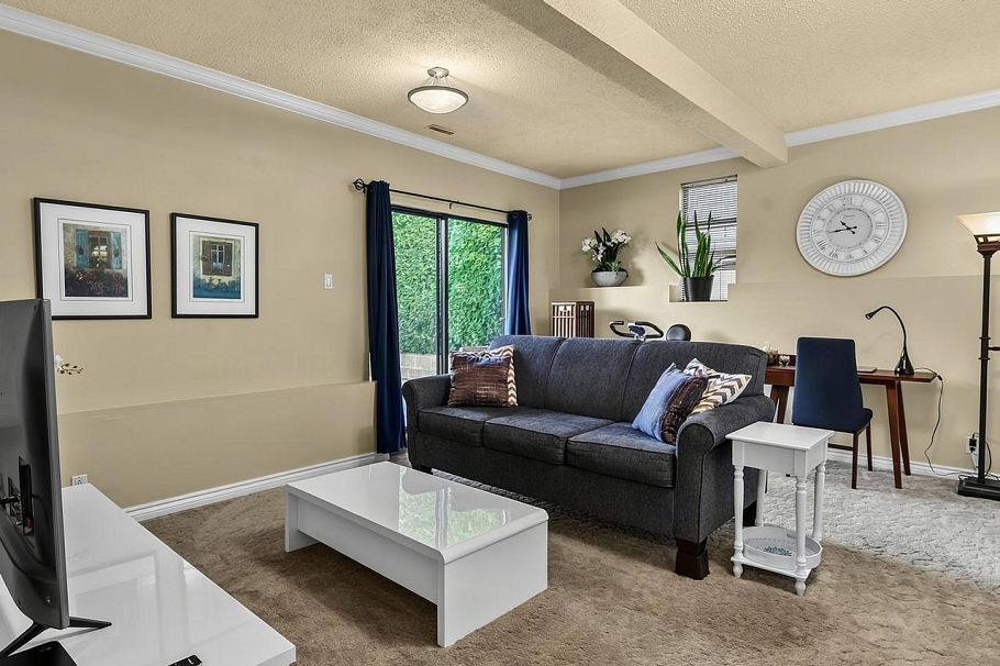 295 W 17th Avenue Vancouver, BC - 22