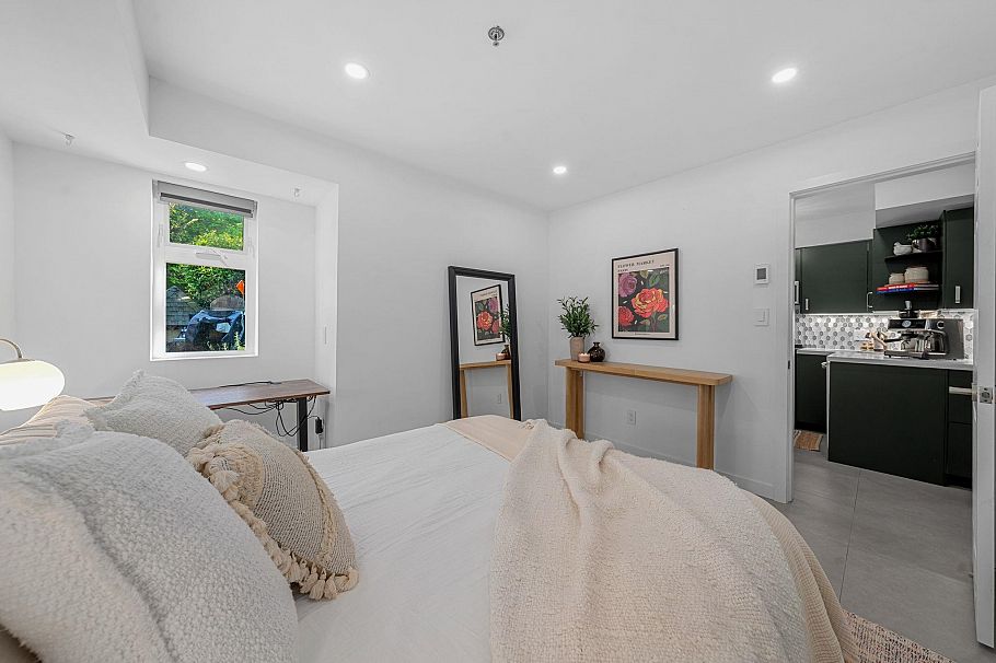 104 828 W 14th Avenue Vancouver, BC - 22