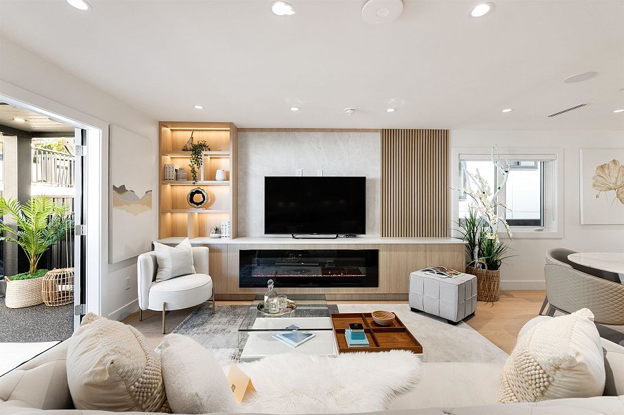 806 Montroyal Boulevard North Vancouver, BC - 20