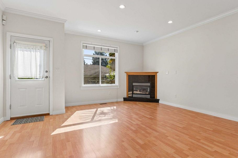 247 E 19th Street North Vancouver, BC - 13