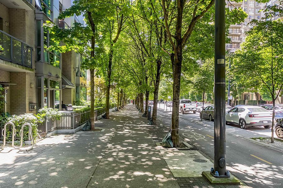 1104 928 Richards Street Vancouver, BC - 28