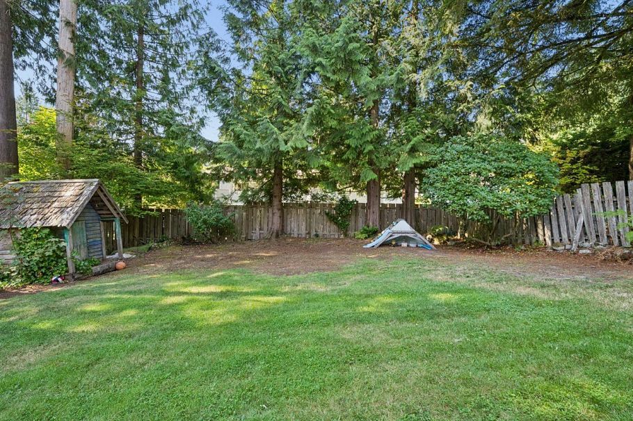 4651 Hoskins Road North Vancouver, BC - 38