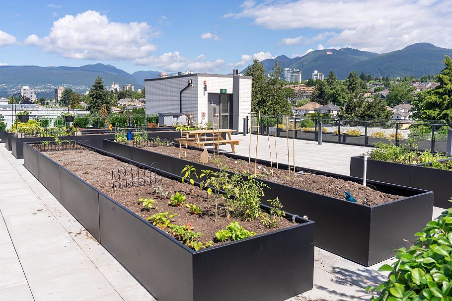 317 422 E 3rd Street North Vancouver, BC - 25