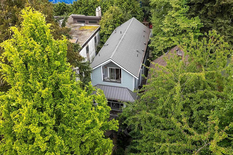 1533 E 5th Avenue Vancouver, BC - 35