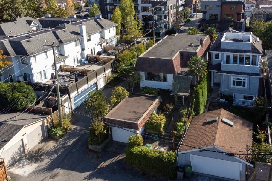 659 E 22nd Avenue Vancouver, BC - 19