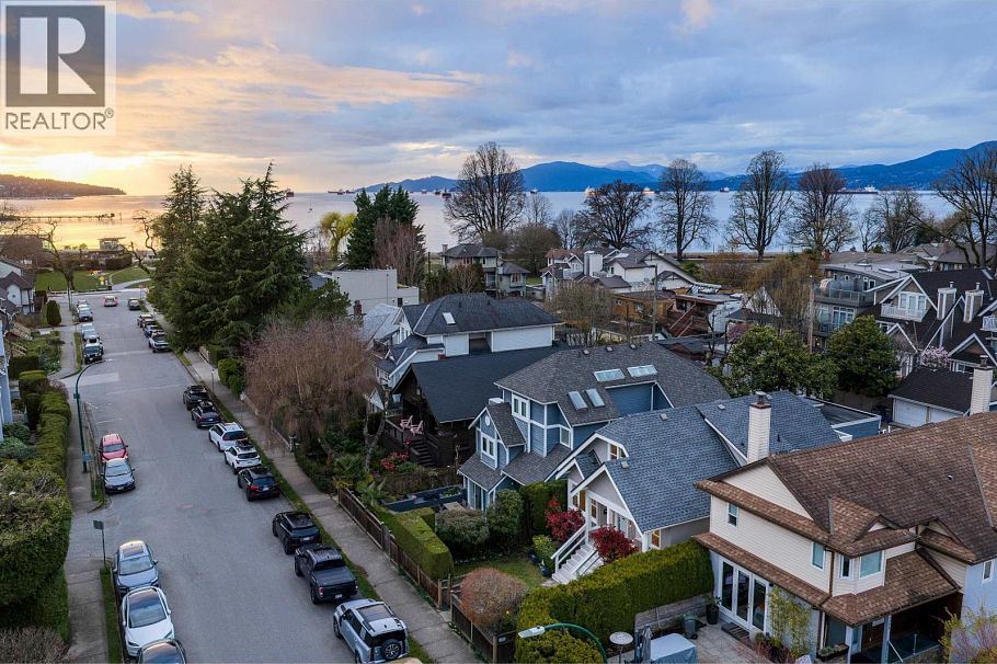 2015 Creelman Avenue Vancouver, BC - 30